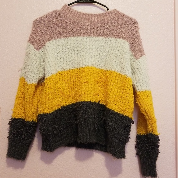 Davi and Dani Sweaters - Davi and Dani colorblock sweater
